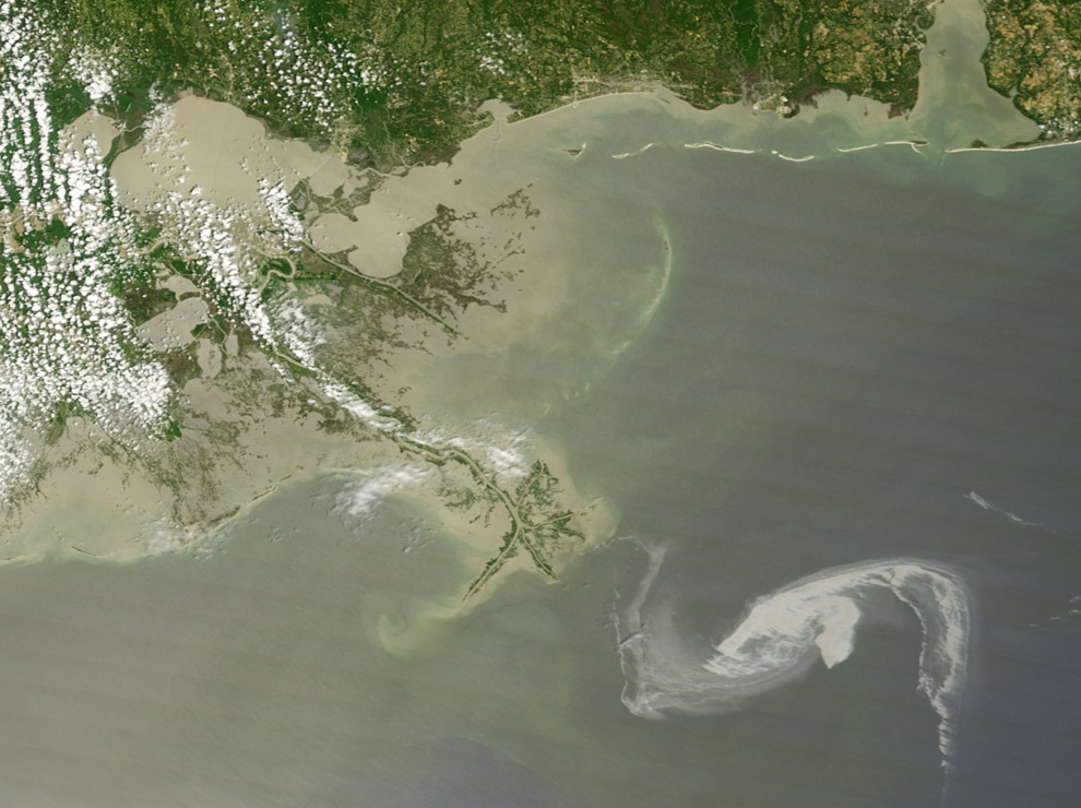 The growing oil slick in the Gulf of Mexico