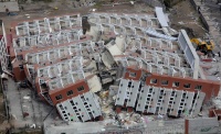 The collapsed Borde Rio apartment building